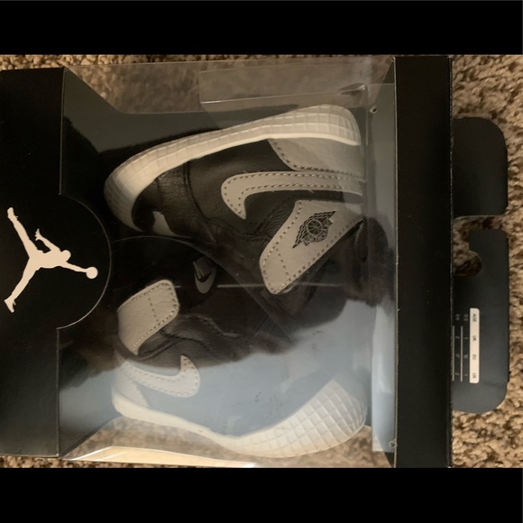 Nike Other - Jordan 1 crib bootie